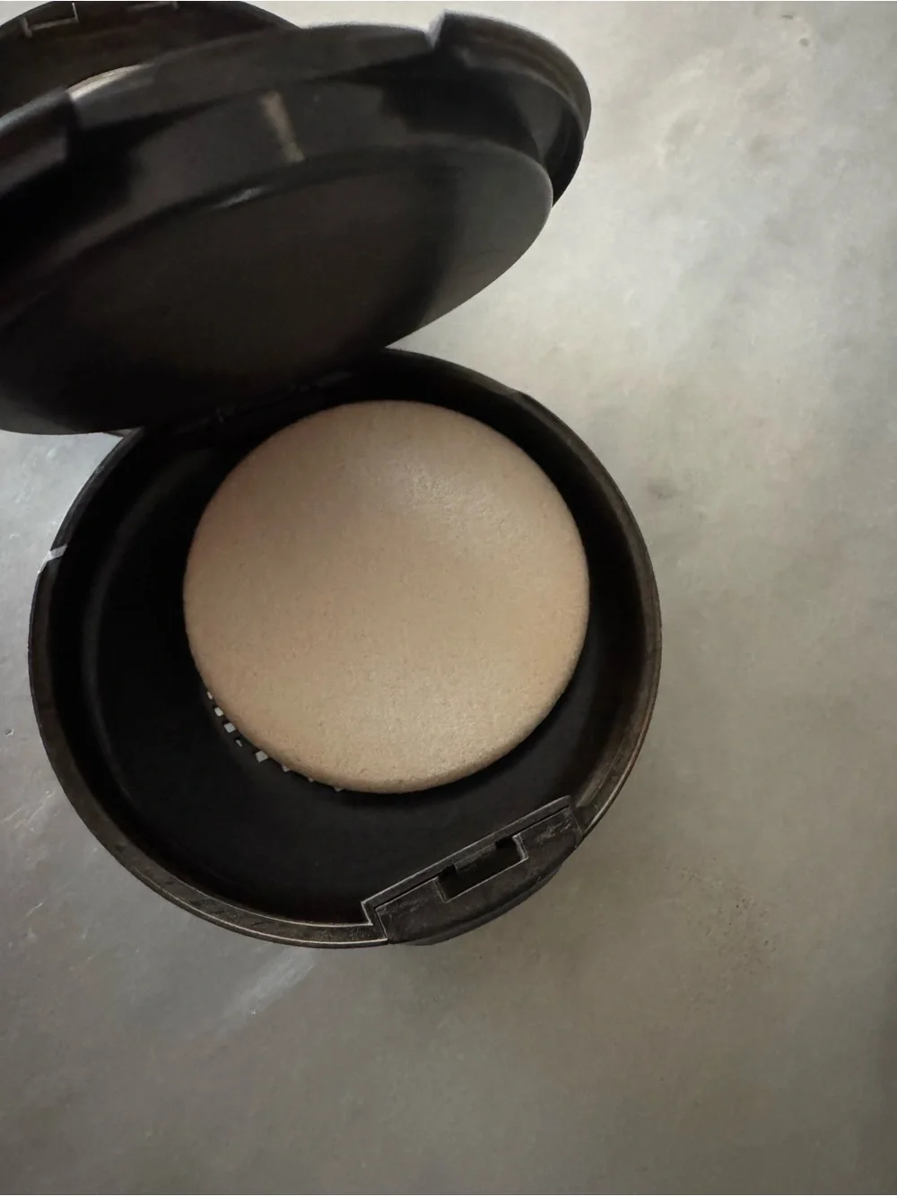 MAC Studio Fix Powder Plus Foundation NC45
